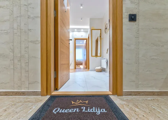 Queen Lidija Zlatibor