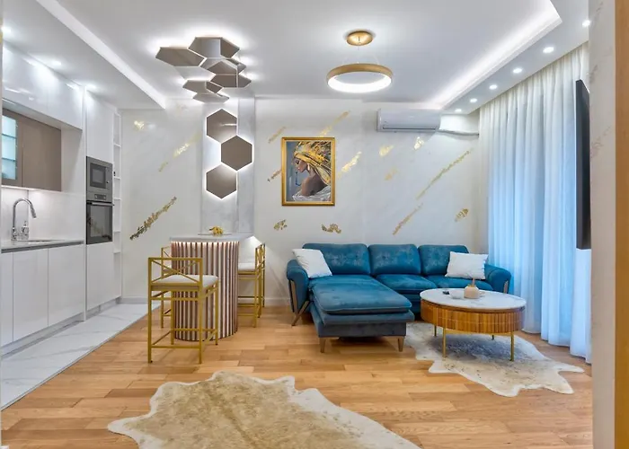 Queen Lidija Apartment