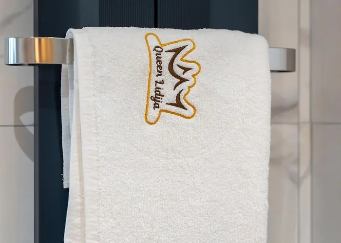 Queen Lidija Zlatibor